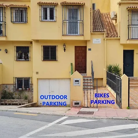 Casa Jardin - Residential Area -Free Parking Outdoor- Malaga Este Exterior photo